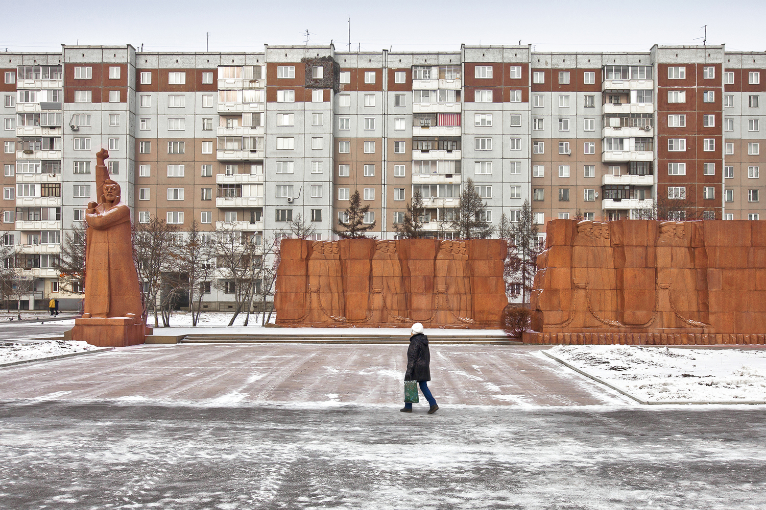 Мемориальный комплекс "Сибирский путь каторжников" в Красноярске (построен в 1978 г.). Изображение © Zupagrafika